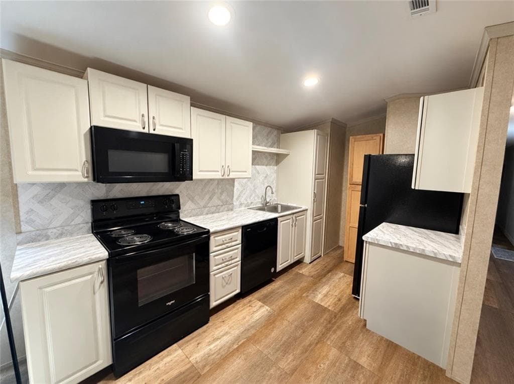 3 bedroom, 2 bathroom, 1,398 sq ft single family residence for sale at 214 Shady Lane, Hull, GA 30646 — photo 5