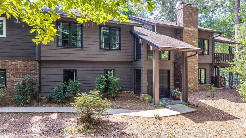 3 bedroom, 5 bathroom, 4,633 sq ft single family residence for sale at 1921 Lilburn Stone Mountain Road, Smoke Rise, GA 30087 — photo 5