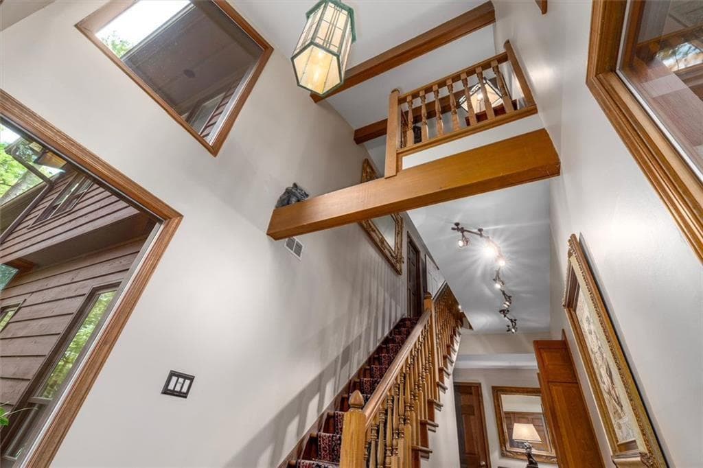 3 bedroom, 5 bathroom, 4,633 sq ft single family residence for sale at 1921 Lilburn Stone Mountain Road, Smoke Rise, GA 30087 — photo 8