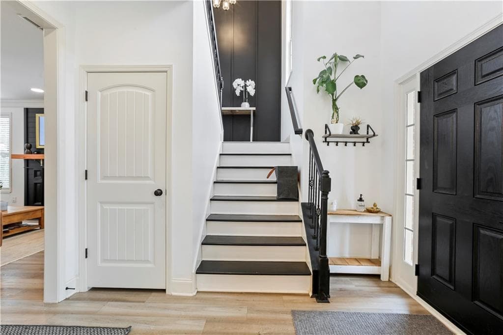 4 bedroom, 3 bathroom, 2,805 sq ft single family residence for sale at 1117 Cotton Oak Drive, Lawrenceville, GA 30045 — photo 5