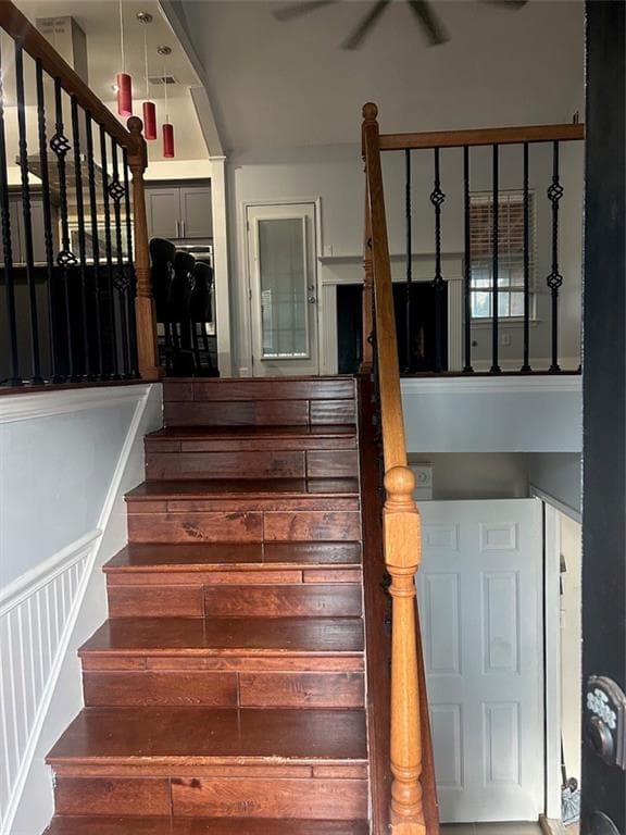 3 bedroom, 3 bathroom, 1,783 sq ft single family residence for sale at 2745 Fields Spring Drive, Lithonia, GA 30058 — photo 2