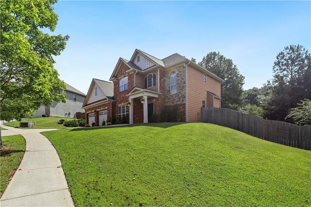 4 bedroom, 3 bathroom, 2,805 sq ft single family residence for sale at 1117 Cotton Oak Drive, Lawrenceville, GA 30045 — photo 3