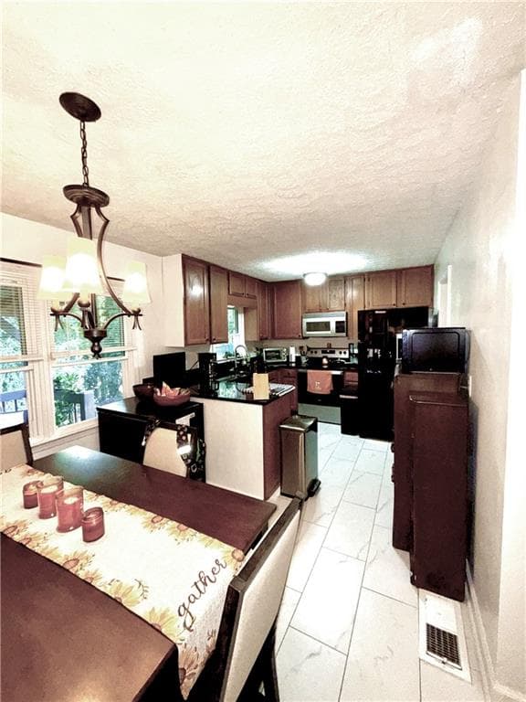 4 bedroom, 1 bathroom, 1,325 sq ft single family residence for sale at 511 Allen Drive, Lawrenceville, GA 30043 — photo 7