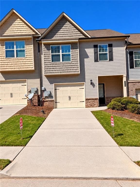 3 bedroom, 3 bathroom, 1,840 sq ft single family residence for rent at 348 Turtle Creek Drive, Winder, GA 30680 for $1,800 a month