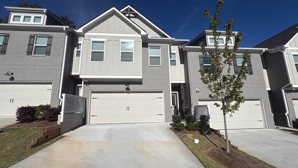 4 bedroom, 3 bathroom, 2,326 sq ft townhouse for rent at 1377 Fern Ridge Court, Norcross, GA 30093 for $2,600 a month — photo 3
