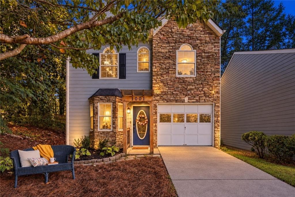 2 bedroom, 2 bathroom, 1,476 sq ft home for sale at 1001 Hillsborough Chase, Kennesaw, GA