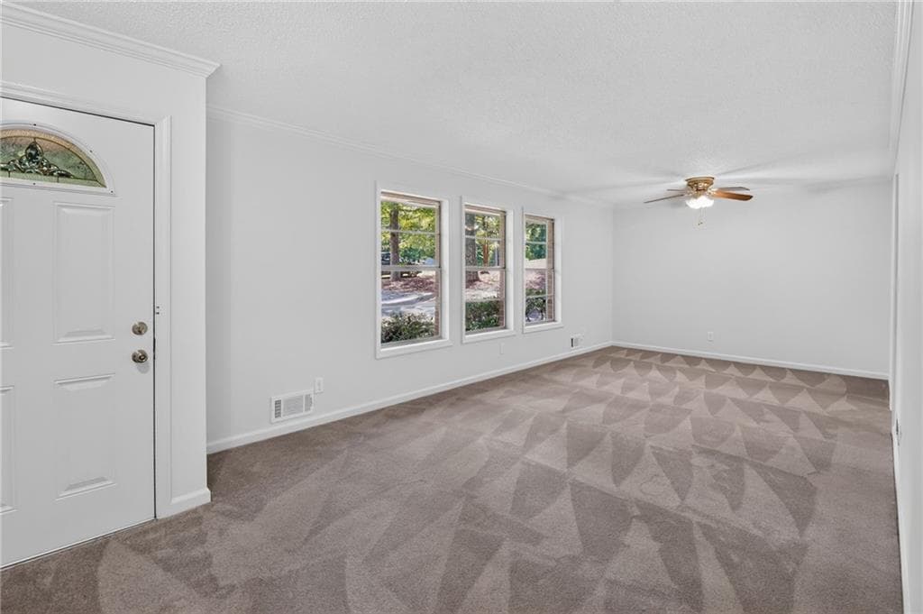 4 bedroom, 3 bathroom, 2,516 sq ft single family residence under contract at 6245 Jones Road, Atlanta, GA 30349 — photo 7