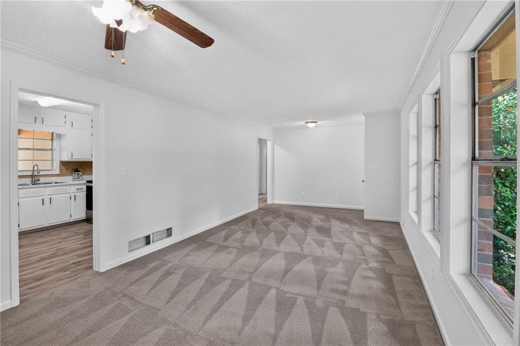 4 bedroom, 3 bathroom, 2,516 sq ft single family residence under contract at 6245 Jones Road, Atlanta, GA 30349 — photo 9