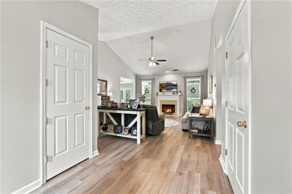 4 bedroom, 2 bathroom, 2,325 sq ft single family residence for sale at 3715 Wynter Frost Walk, Bethlehem, GA 30620 — photo 10