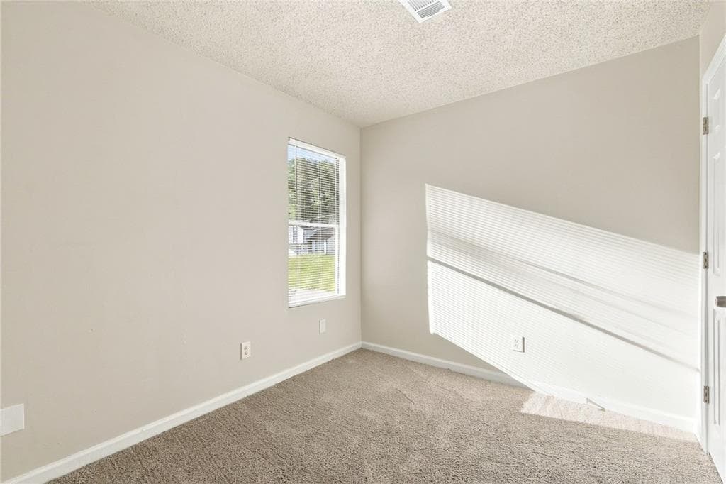 3 bedroom, 2 bathroom, 1,134 sq ft single family residence for sale at 6237 Creekford Drive, Lithonia, GA 30058 — photo 9