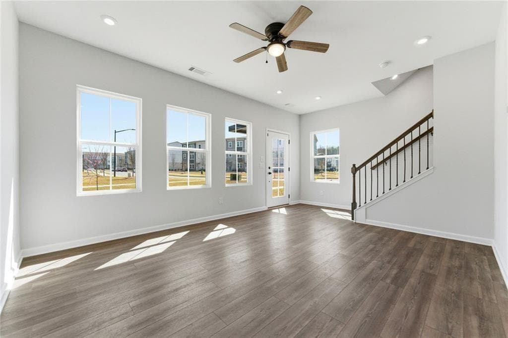 3 bedroom, 4 bathroom, 2,156 sq ft townhouse for sale at 1200 Marlo Way, Acworth, GA 30102 — photo 4