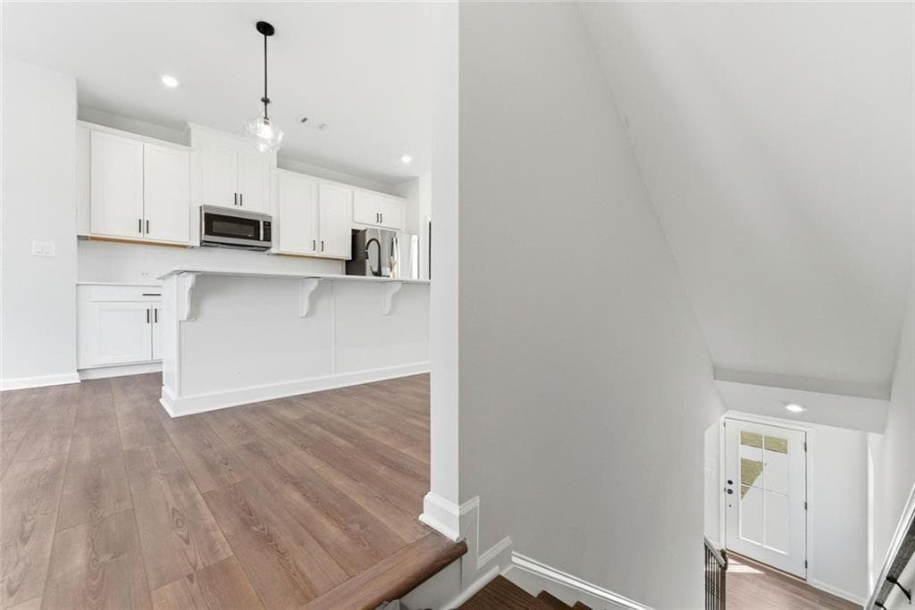 3 bedroom, 4 bathroom, 2,156 sq ft townhouse for sale at 1200 Marlo Way, Acworth, GA 30102 — photo 7