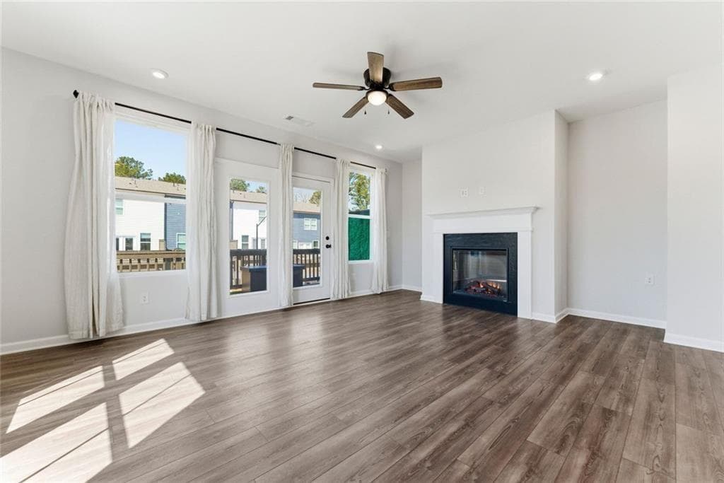 3 bedroom, 4 bathroom, 2,156 sq ft townhouse for sale at 1200 Marlo Way, Acworth, GA 30102 — photo 8