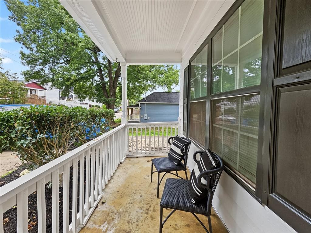 4 bedroom, 2 bathroom, 1,560 sq ft single family residence for sale at 1154 Sims Street, Atlanta, GA 30310 — photo 8