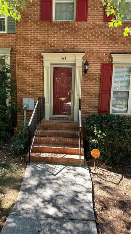 3 bedroom, 4 bathroom, 2,020 sq ft townhouse for rent at 1934 Ivy Glen Drive, Smyrna, GA 30082 for $2,400 a month — photo 2