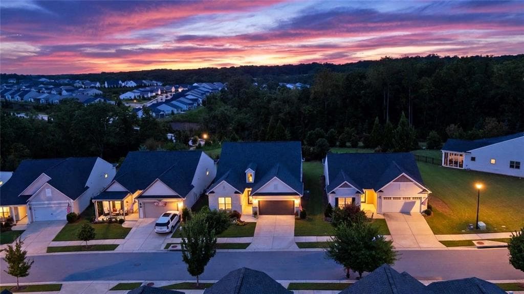 4 bedroom, 3 bathroom, 2,730 sq ft single family residence for sale at 5714 Nantucket Row, Hoschton, GA 30548 — photo 3