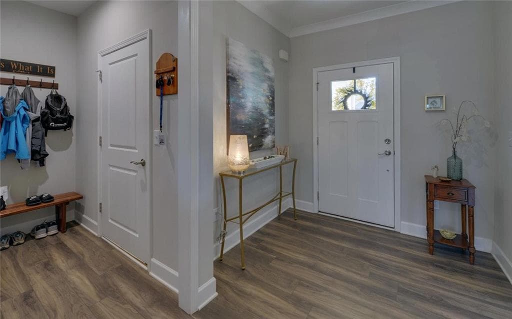 4 bedroom, 3 bathroom, 2,730 sq ft single family residence for sale at 5714 Nantucket Row, Hoschton, GA 30548 — photo 4