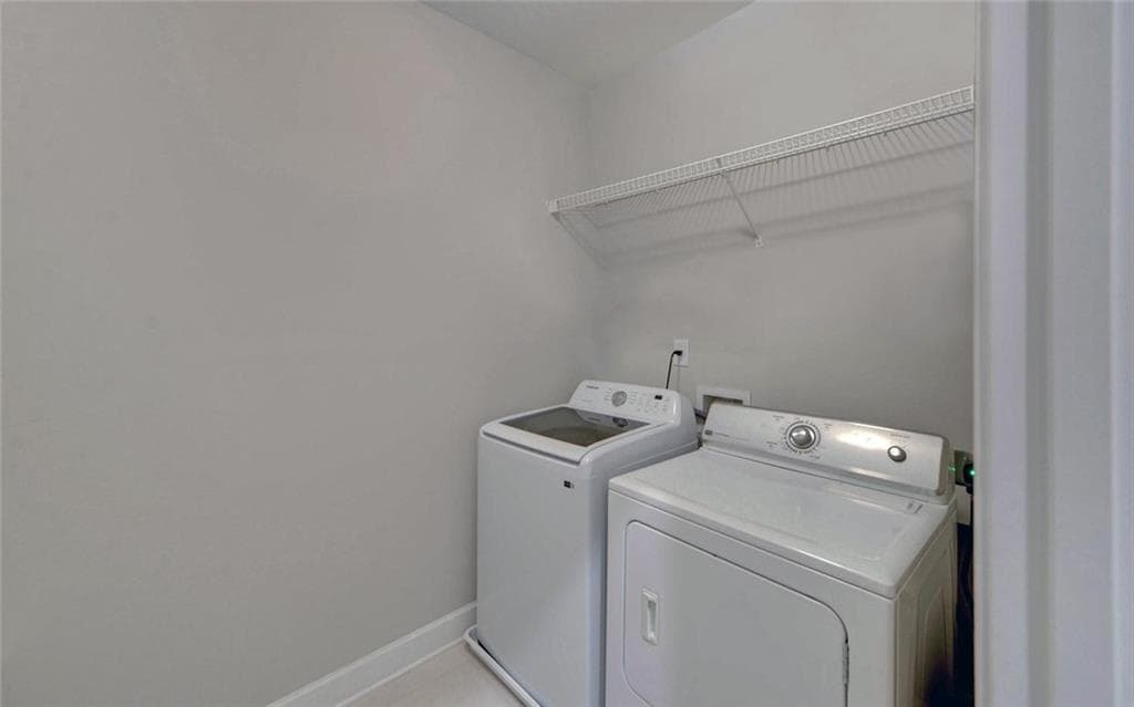 4 bedroom, 3 bathroom, 2,730 sq ft single family residence for sale at 5714 Nantucket Row, Hoschton, GA 30548 — photo 7