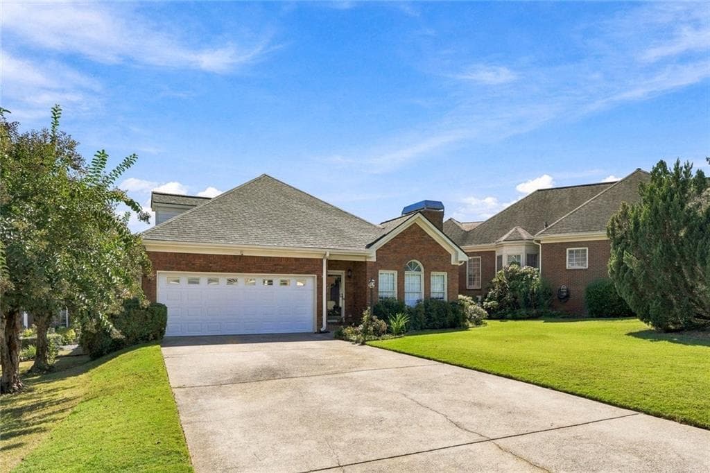 3 bedroom, 3 bathroom, 2,637 sq ft single family residence for sale at 1970 Stockton Walk Lane, Snellville, GA 30078 — photo 2