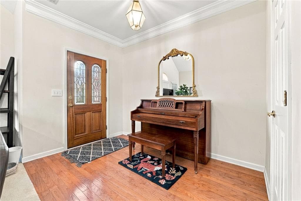 3 bedroom, 3 bathroom, 2,637 sq ft single family residence for sale at 1970 Stockton Walk Lane, Snellville, GA 30078 — photo 4