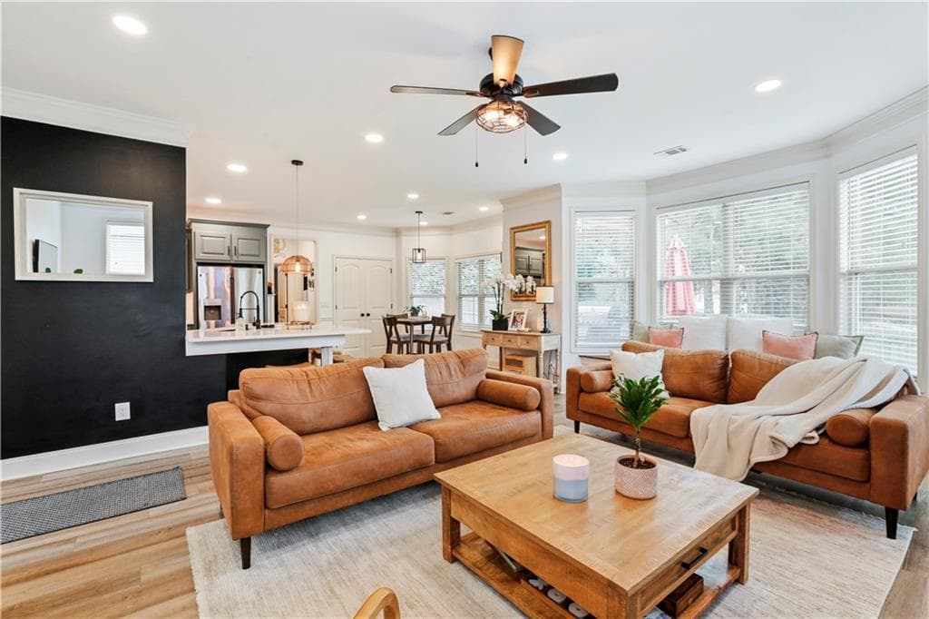 4 bedroom, 3 bathroom, 2,805 sq ft single family residence for sale at 1117 Cotton Oak Drive, Lawrenceville, GA 30045 — photo 9