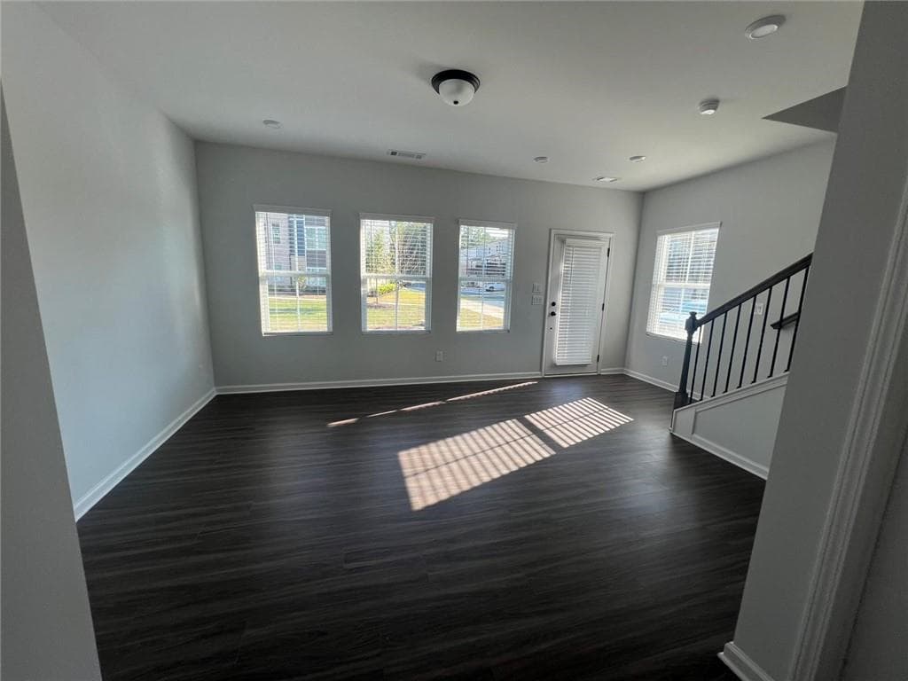 3 bedroom, 4 bathroom, 1,985 sq ft townhouse for rent at 700 Payton Lane, Acworth, GA 30102 for $2,400 a month — photo 2