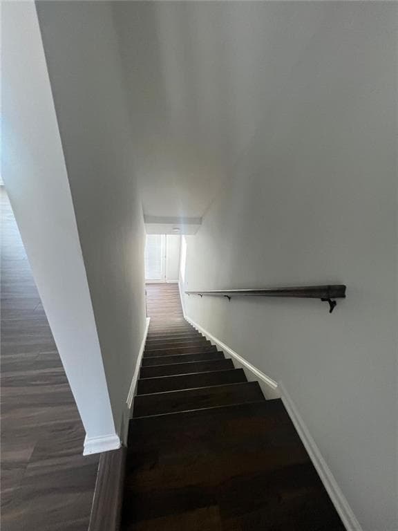 3 bedroom, 4 bathroom, 1,985 sq ft townhouse for rent at 700 Payton Lane, Acworth, GA 30102 for $2,400 a month — photo 5