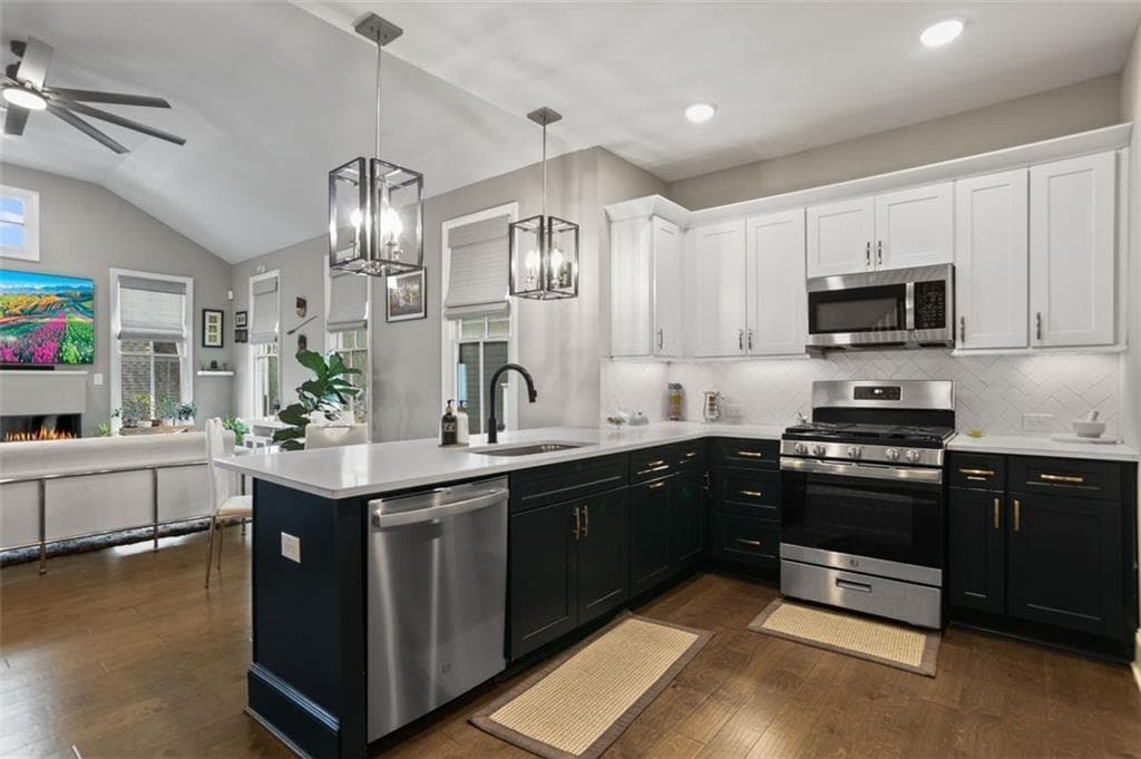 3 bedroom, 4 bathroom, 1,488 sq ft single family residence for sale at 1928 Galt Commons, Kennesaw, GA 30144 — photo 6