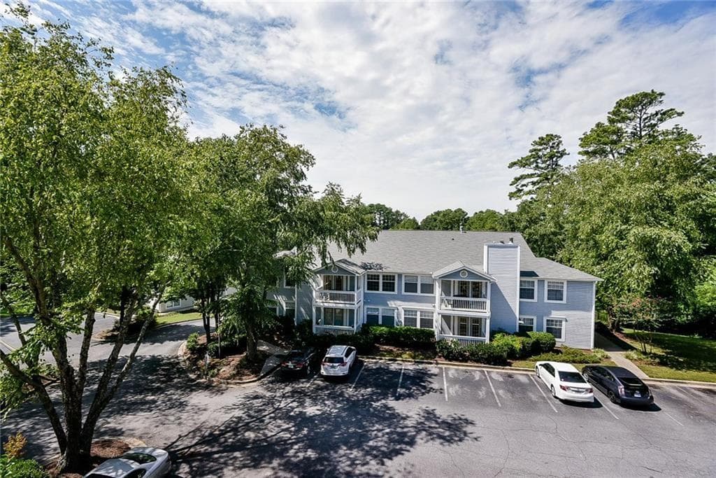 2 bedroom, 2 bathroom, 1,128 sq ft condominium for rent at 1452 KEYS CROSSING Drive, Brookhaven, GA 30319 for $1,500 a month — photo 2