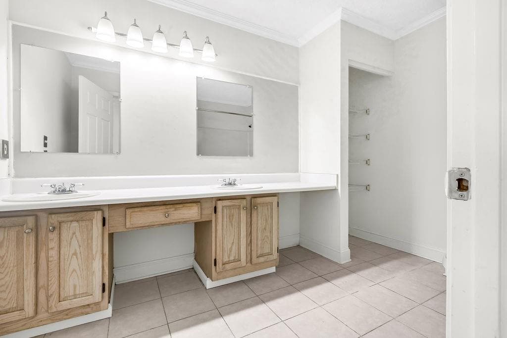 2 bedroom, 2 bathroom, 1,128 sq ft condominium for rent at 1452 KEYS CROSSING Drive, Brookhaven, GA 30319 for $1,500 a month — photo 5
