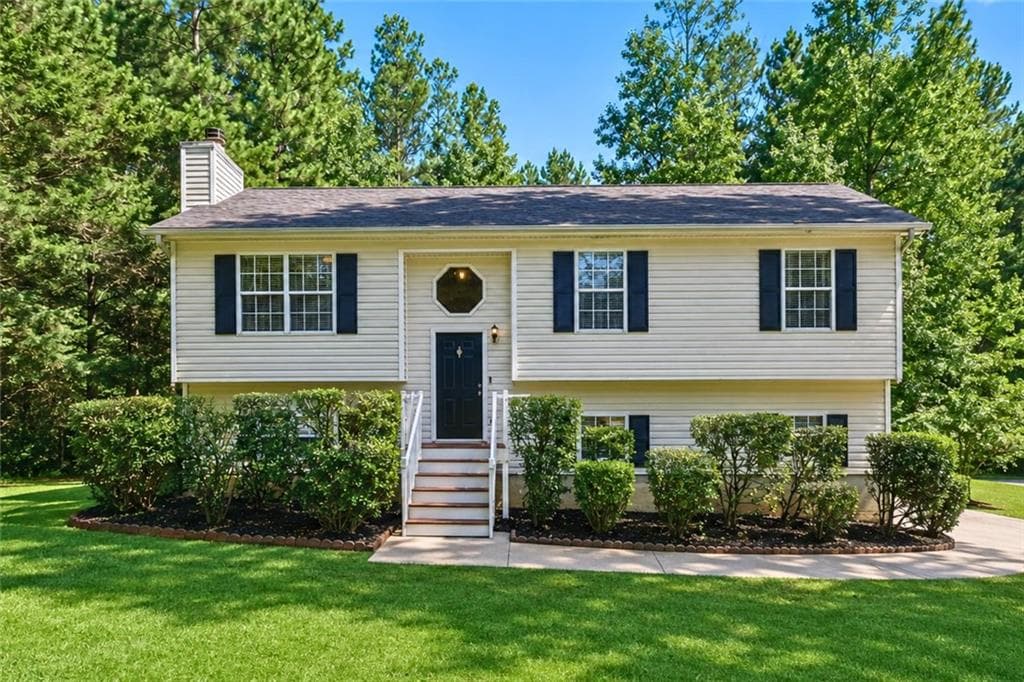 3 bedroom, 2 bathroom, 1,164 sq ft single family residence for sale at 35 Pine Shadows Court, Dallas, GA 30157 — photo 2