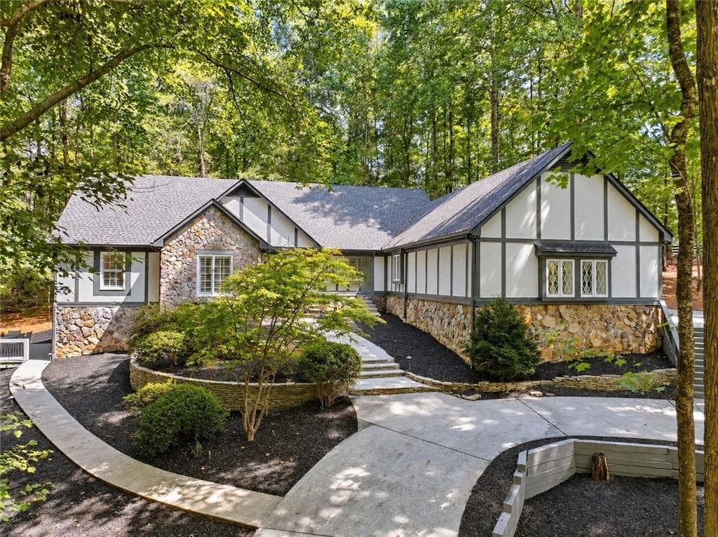 6 bedroom, 8 bathroom, 6,600 sq ft single family residence for sale at 1987 Batesville Road, Canton, GA 30115 — photo 2