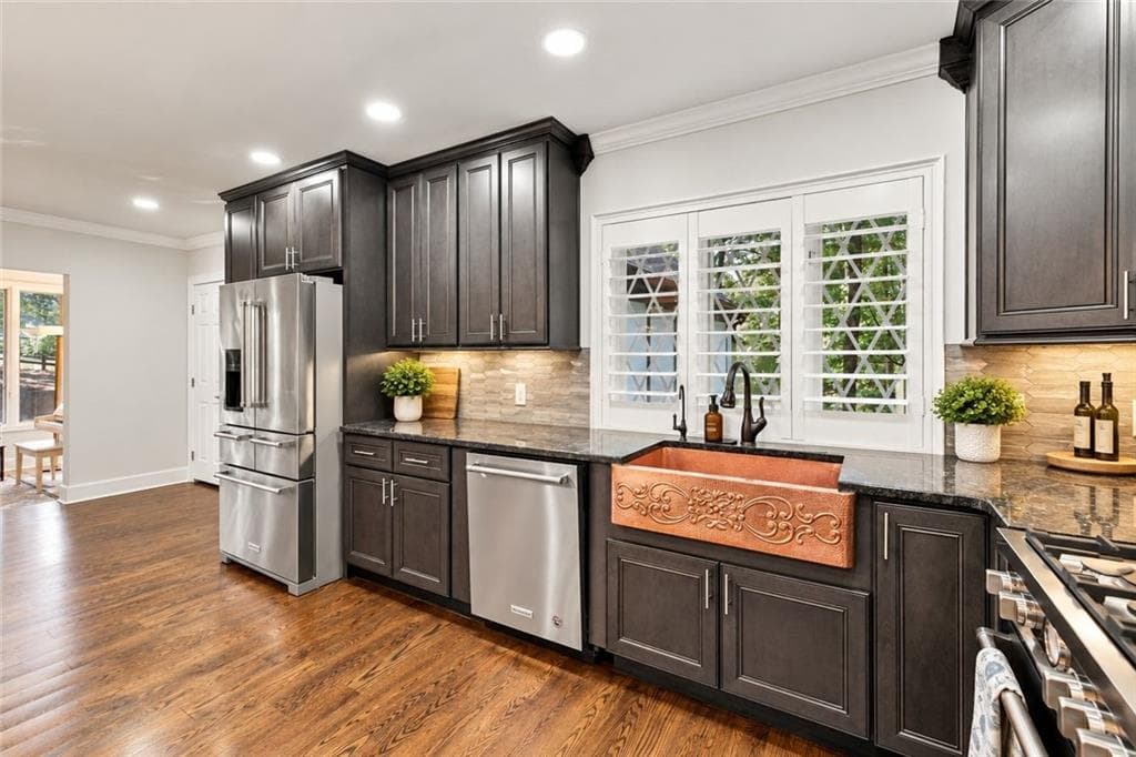 6 bedroom, 8 bathroom, 6,600 sq ft single family residence for sale at 1987 Batesville Road, Canton, GA 30115 — photo 5