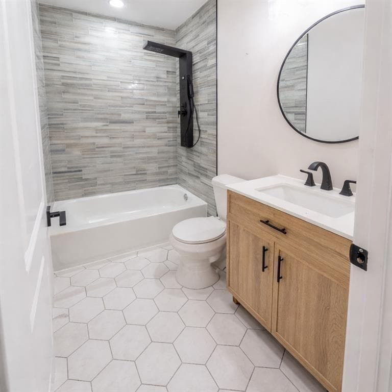 3 bedroom, 2 bathroom, 1,317 sq ft single family residence for sale at 1751 S Olympian Way, Atlanta, GA 30310 — photo 8