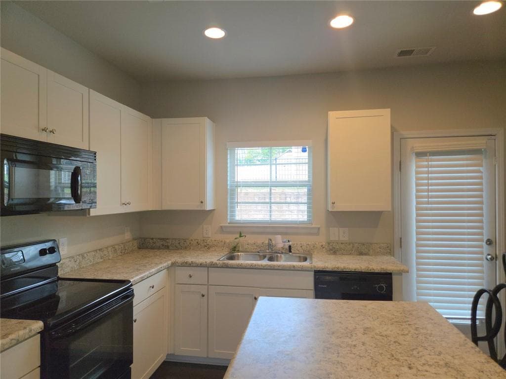 3 bedroom, 3 bathroom, 1,440 sq ft single family residence for sale at 30 Wesley Drew Lane, Cartersville, GA 30121 — photo 7