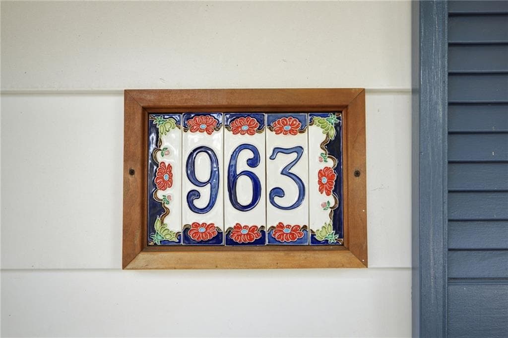 3 bedroom, 2 bathroom, 1,755 sq ft single family residence for sale at 963 S Columbia Drive, Decatur, GA 30030 — photo 8