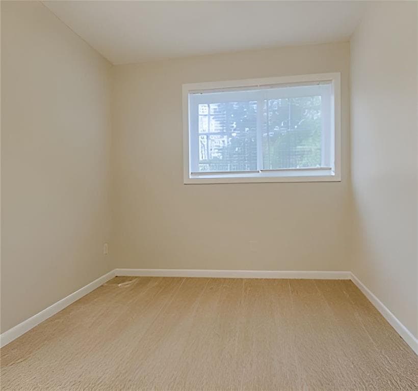 4 bedroom, 2 bathroom, 1,336 sq ft single family residence under contract at 6640 Valley Hill Drive, Mableton, GA 30126 — photo 5