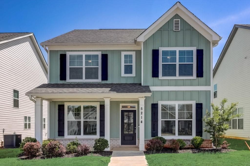 4 bedroom, 3 bathroom, 2,552 sq ft single family residence for rent at 5214 Blake Branch, Flowery Branch, GA 30542 for $2,300 a month