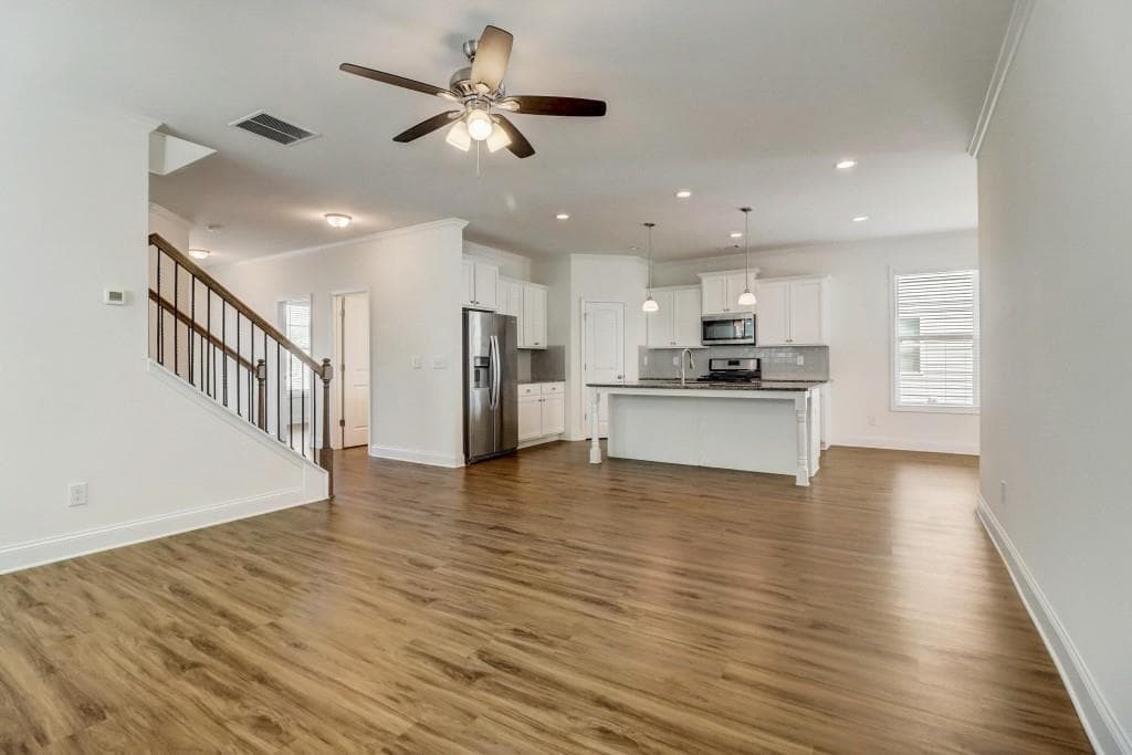 4 bedroom, 3 bathroom, 2,552 sq ft single family residence for rent at 5214 Blake Branch, Flowery Branch, GA 30542 for $2,350 a month — photo 5