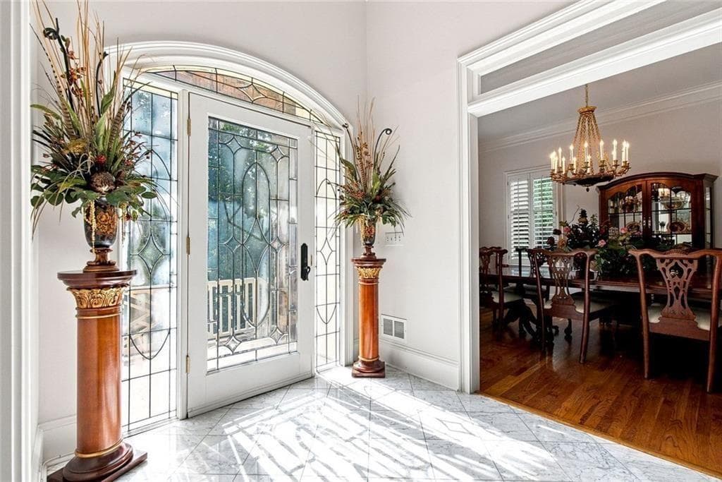5 bedroom, 6 bathroom, 7,288 sq ft single family residence for sale at 7560 Bridgegate Court, Sandy Springs, GA 30350 — photo 10