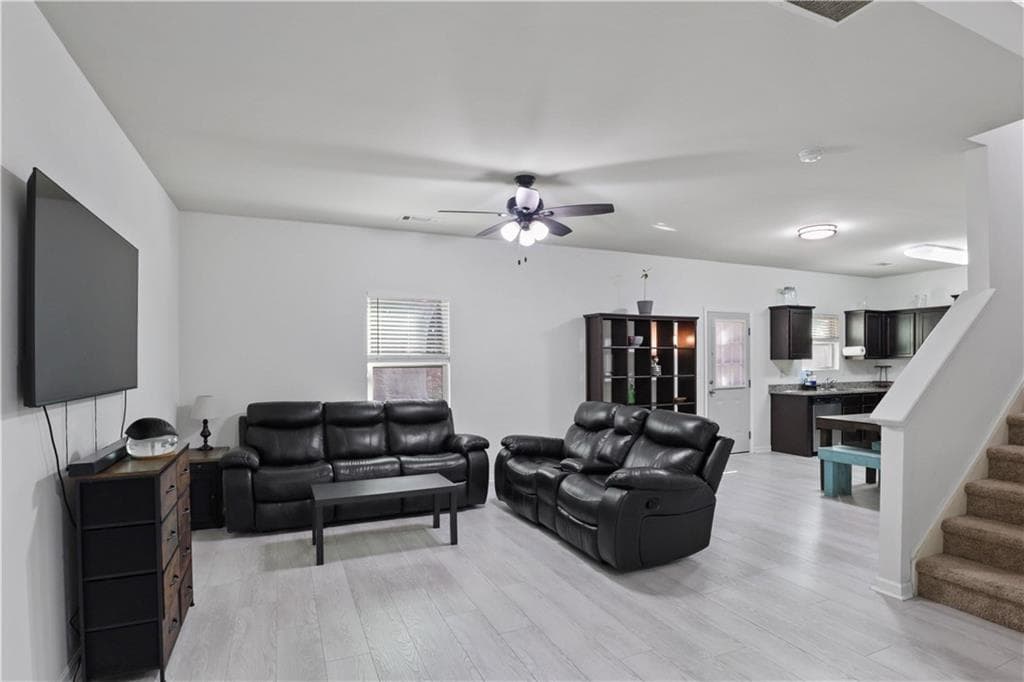 3 bedroom, 3 bathroom, 1,632 sq ft single family residence for sale at 738 Scotland Drive, Dallas, GA 30132 — photo 5