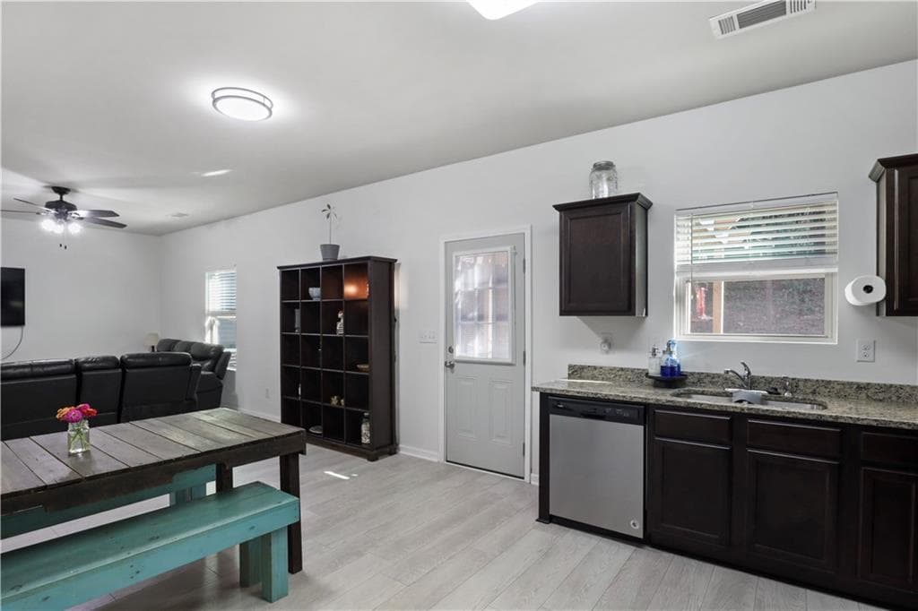 3 bedroom, 3 bathroom, 1,632 sq ft single family residence for sale at 738 Scotland Drive, Dallas, GA 30132 — photo 8