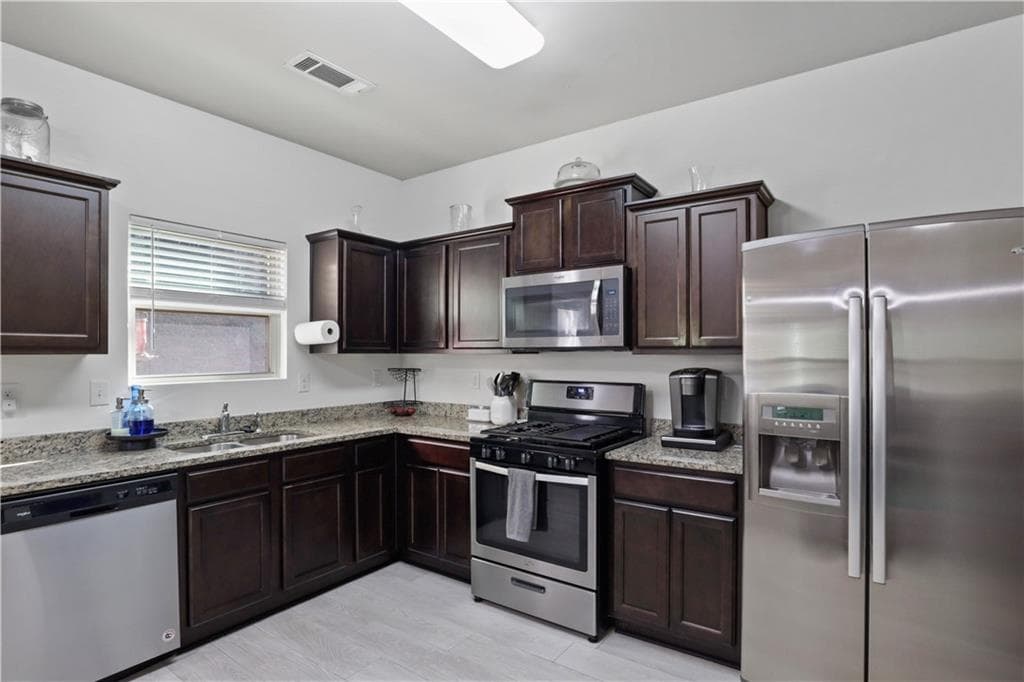 3 bedroom, 3 bathroom, 1,632 sq ft single family residence for sale at 738 Scotland Drive, Dallas, GA 30132 — photo 9