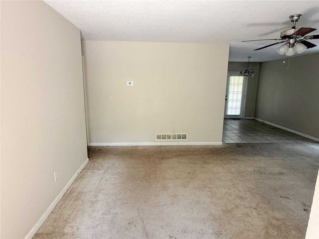 3 bedroom, 2 bathroom, 2,800 sq ft single family residence for sale at 4680 Woodglen Court, Douglasville, GA 30135 — photo 3