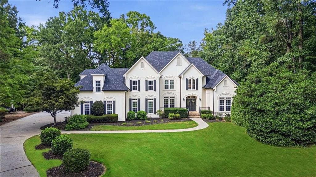 5 bedroom, 6 bathroom, 5,653 sq ft single family residence for sale at 115 Providence Lake Point, Milton, GA 30004 — photo 2