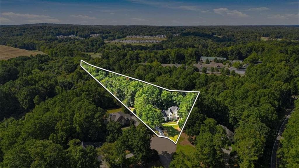 5 bedroom, 6 bathroom, 5,653 sq ft single family residence for sale at 115 Providence Lake Point, Milton, GA 30004 — photo 7