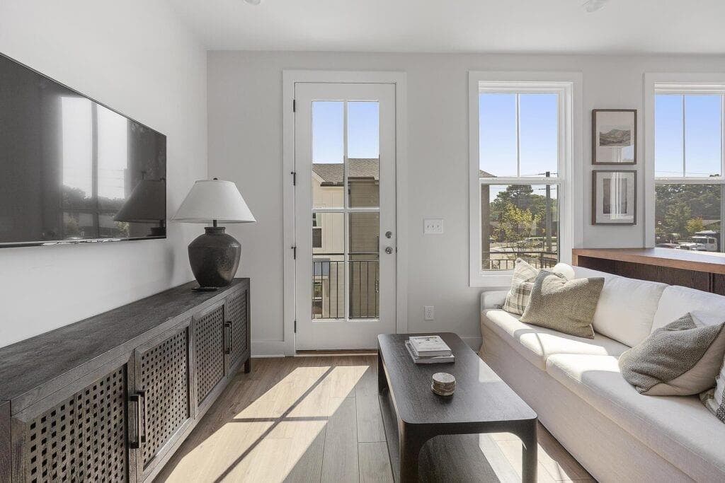 2 bedroom, 2 bathroom, 1,070 sq ft townhouse for sale at 496 Burroughs Street, Atlanta, GA 30315 — photo 7