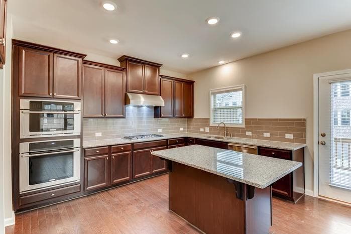 3 bedroom, 4 bathroom, 2,160 sq ft townhouse for rent at 2481 Georgetown Avenue, Atlanta, GA 30345 for $3,400 a month — photo 9