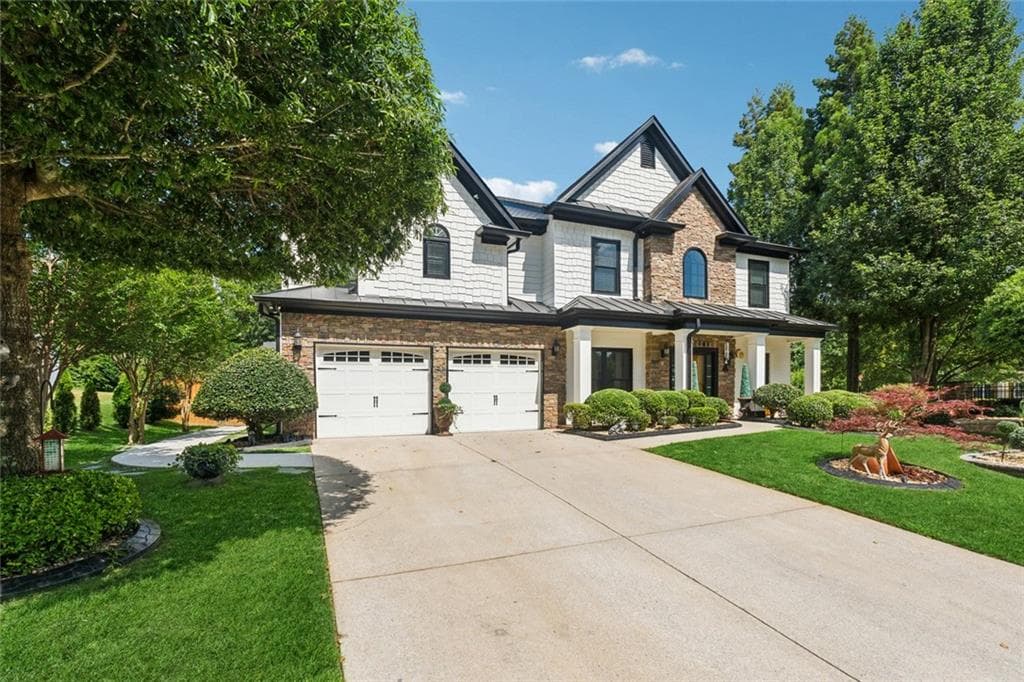 5 bedroom, 3 bathroom, 3,633 sq ft single family residence for sale at 7108 Roselake Circle, Douglasville, GA 30134 — photo 7
