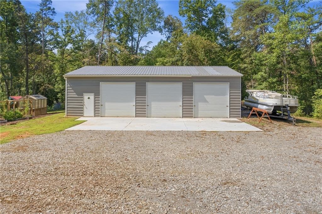 3 bedroom, 2 bathroom, 2,138 sq ft single family residence for sale at 1608 Thompson Lane, Jasper, GA 30143 — photo 5